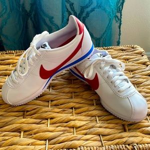 Nike Women’s Cortez Leather “Forrest Gump” Sneaker size 8